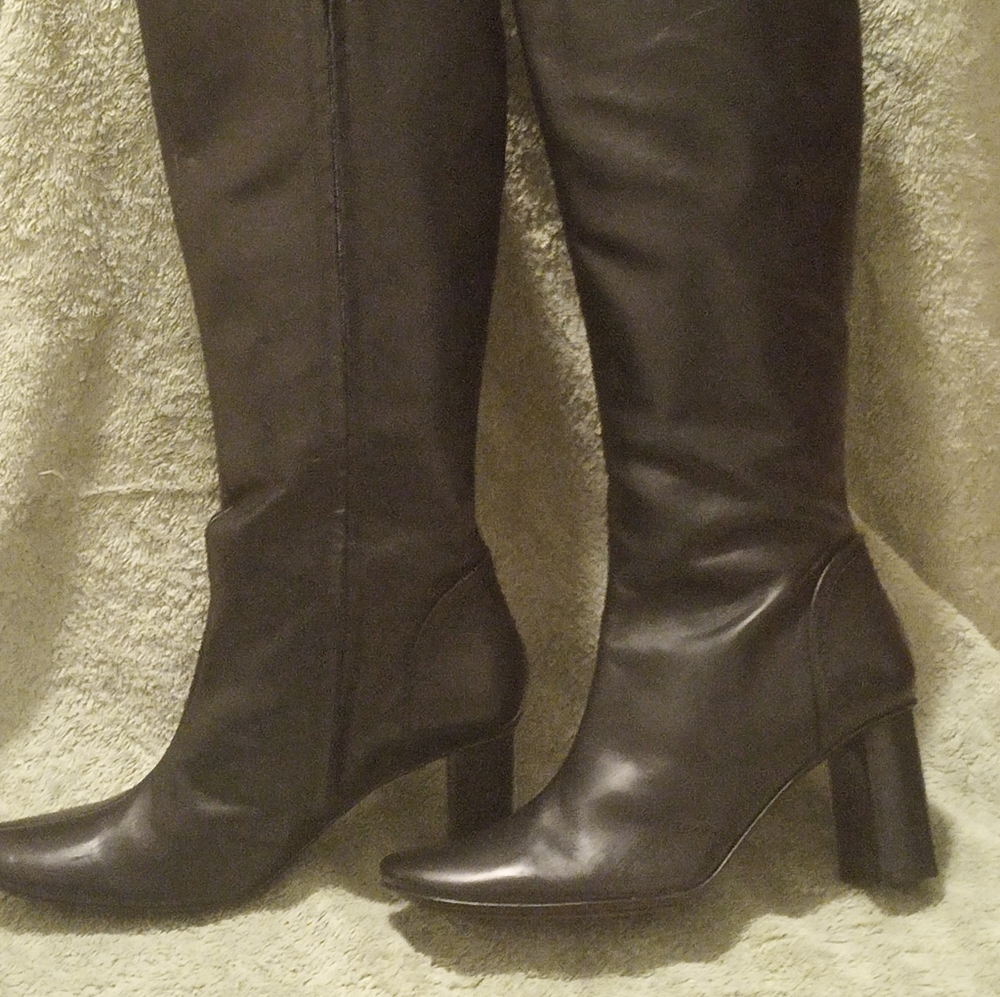 Banana Republic Women's High Heel Boot